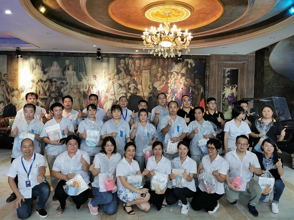 心懷感恩，攜手并肩, 以主人翁的精神與阿里共成長(zhǎng)